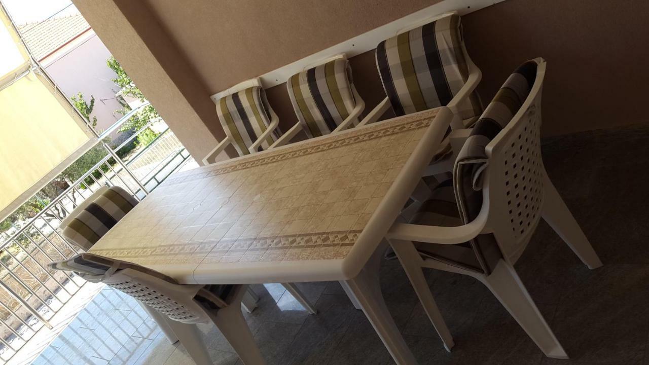 Apartmani Lamani Bibinje Exterior foto
